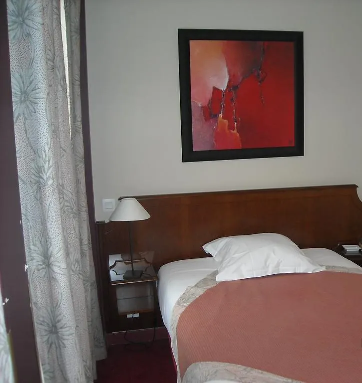 Hotell Cardinal Rive Gauche 3*